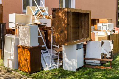 Construction Debris Removal in Sacramento, CA